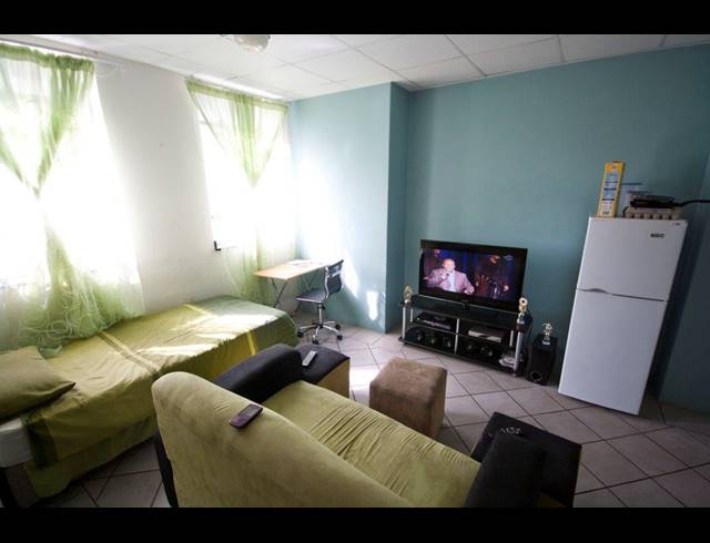 1 BEDROOM APARTMENT FOR SALE IN DURBAN CENTRAL